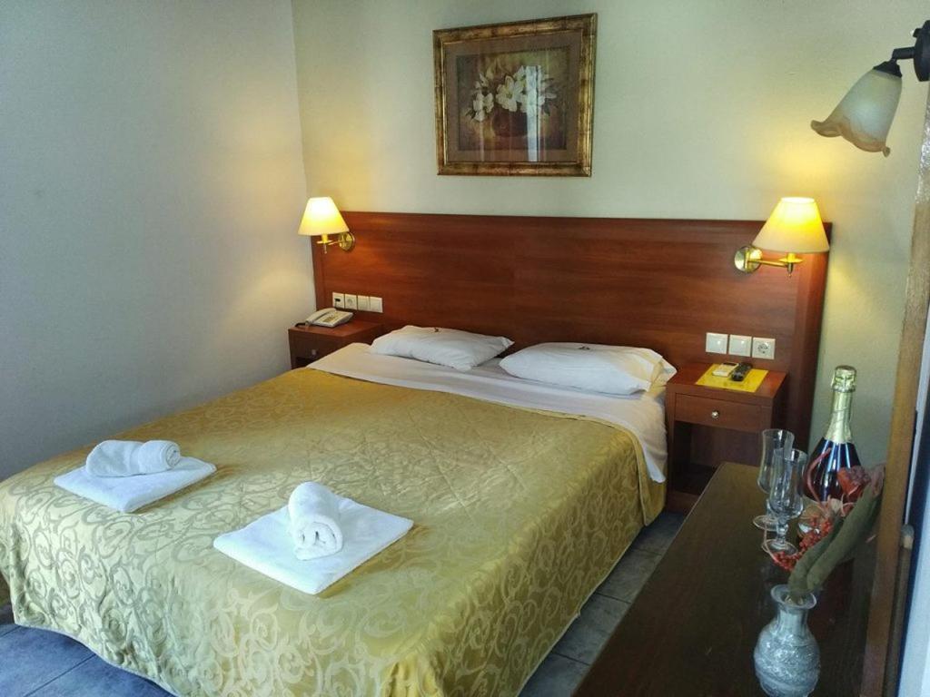 לאוטרה אדיפסאו Spa Hotel Alex מראה חיצוני תמונה