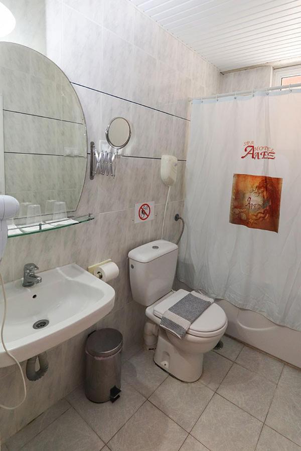 לאוטרה אדיפסאו Spa Hotel Alex מראה חיצוני תמונה