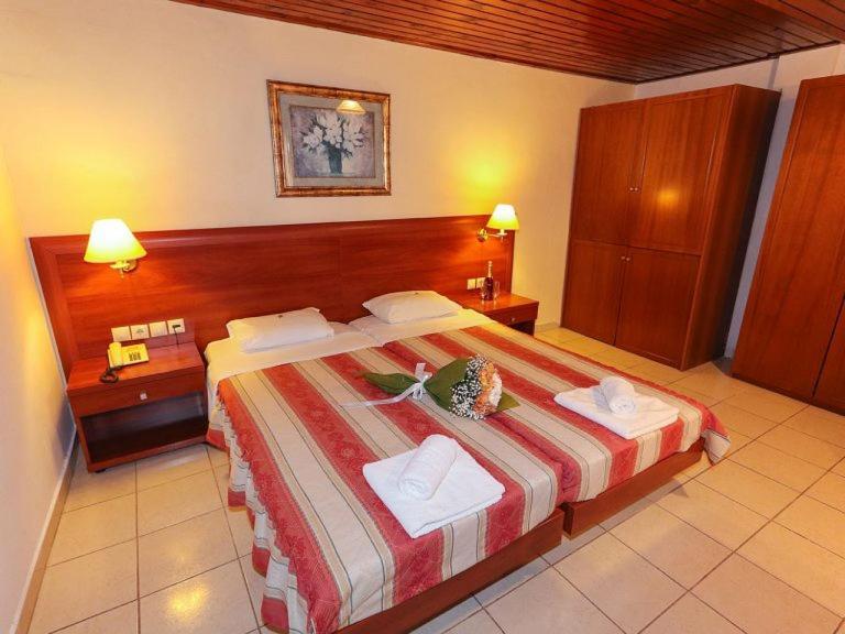 לאוטרה אדיפסאו Spa Hotel Alex מראה חיצוני תמונה