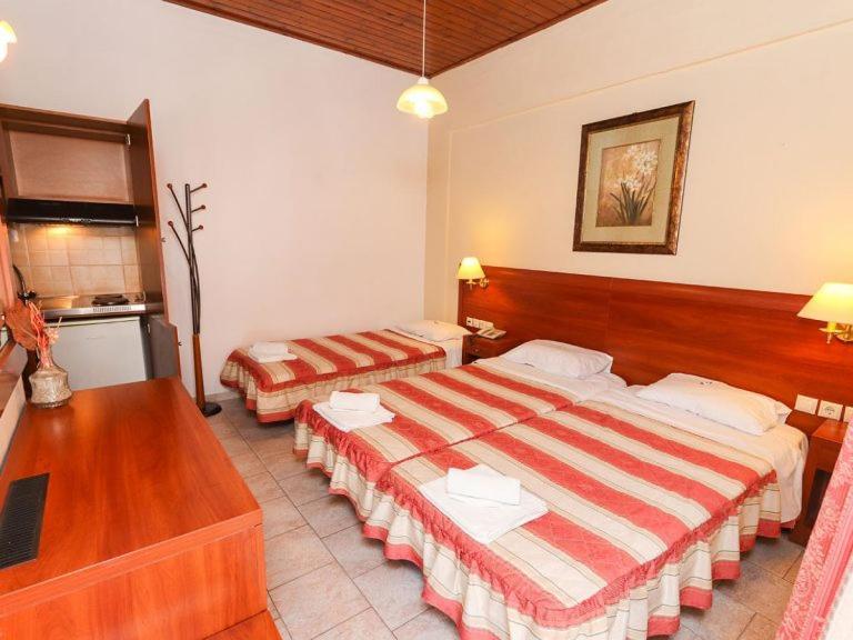 לאוטרה אדיפסאו Spa Hotel Alex מראה חיצוני תמונה